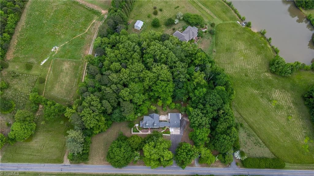 Stick/Site Built at 341 Somers Loop, Reidsville NC 27320, photo 6 of 45