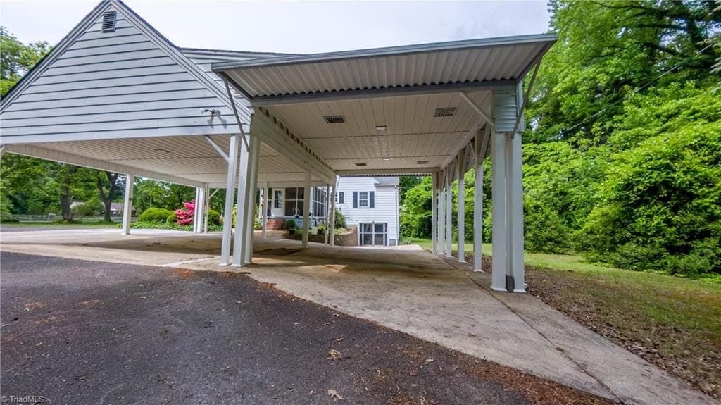 Stick/Site Built at 341 Somers Loop, Reidsville NC 27320, photo 9 of 45