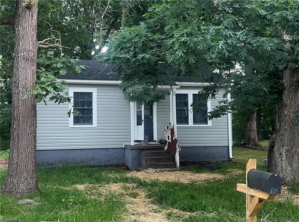 1602 Boundary Avenue, High Point NC 27260
