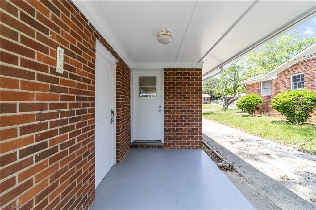 Stick/Site Built at 2507 Fontaine Road, Greensboro NC 27407, photo 25 of 34