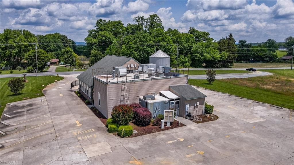 Remarks at 3219 Old Nc Highway 49, Asheboro NC 27205, Asheboro, photo 6 of 45