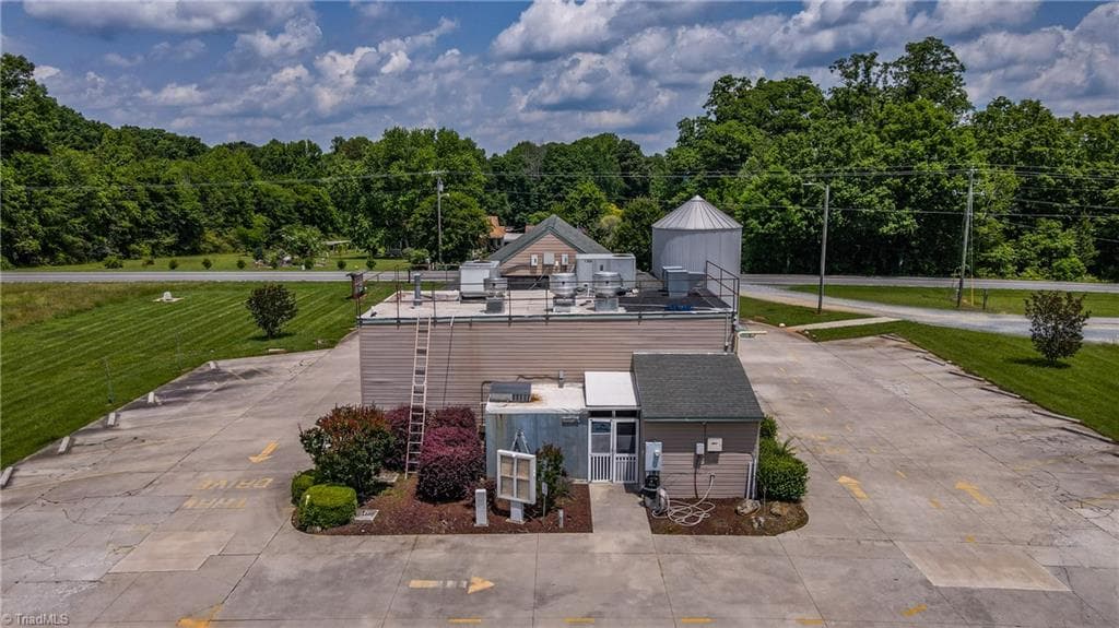 Remarks at 3219 Old Nc Highway 49, Asheboro NC 27205, Asheboro, photo 7 of 45