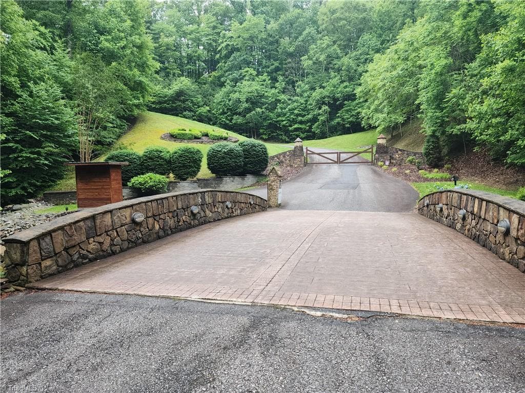 TBD Derby Chase Court, McGrady NC 28649
