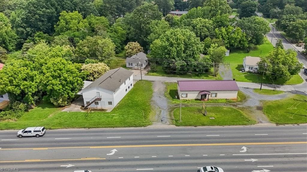 Investment at 557 E Dixie Drive, Asheboro NC 27203, Asheboro, photo 4 of 13