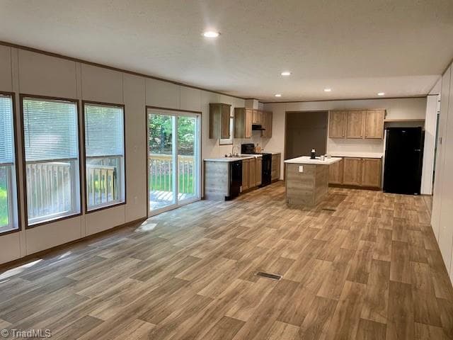 Manufactured Home at 152 Lester Drive, Lexington NC 27292, photo 7 of 27