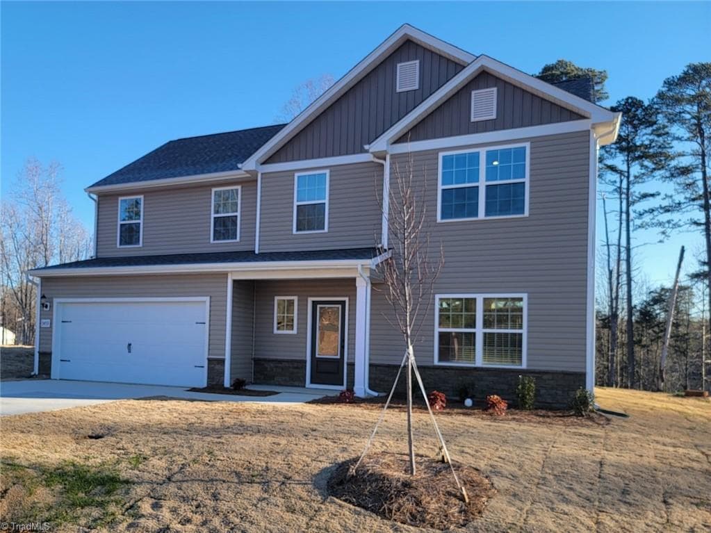 3453 Robindale Drive, Winston-Salem NC 27107