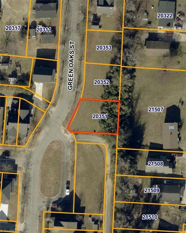 707 Green Oaks Street, Greensboro NC 27401