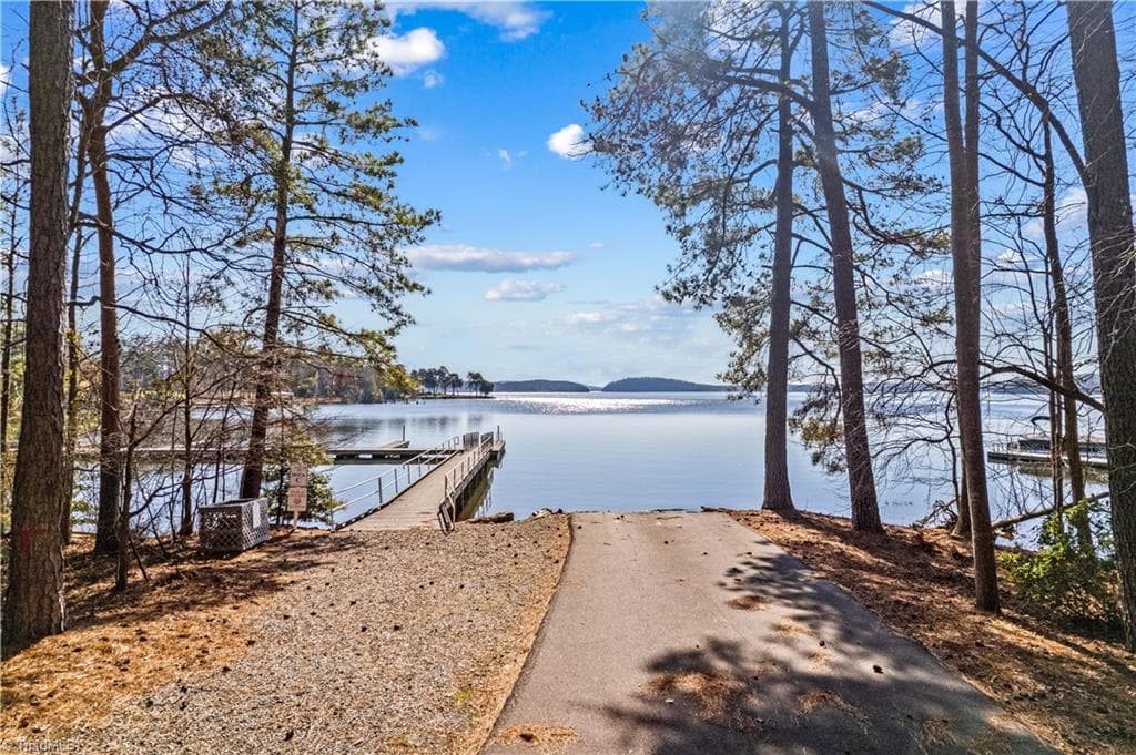 Single Family Residence at 642 Whisper Lake Drive, New London NC 28127, photo 17 of 22