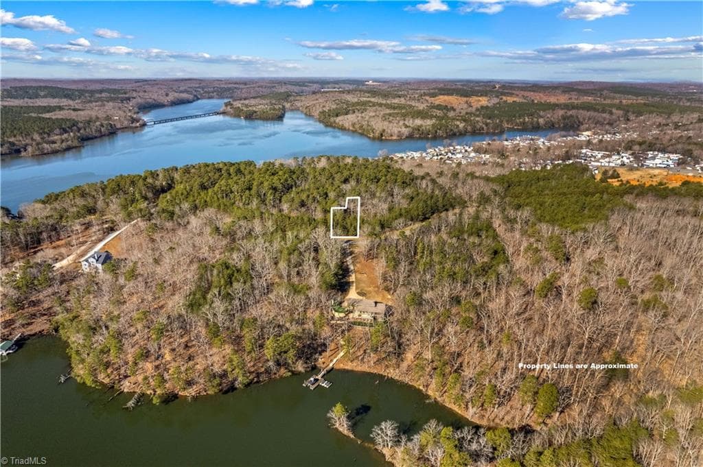 Single Family Residence at 642 Whisper Lake Drive, New London NC 28127, photo 12 of 22