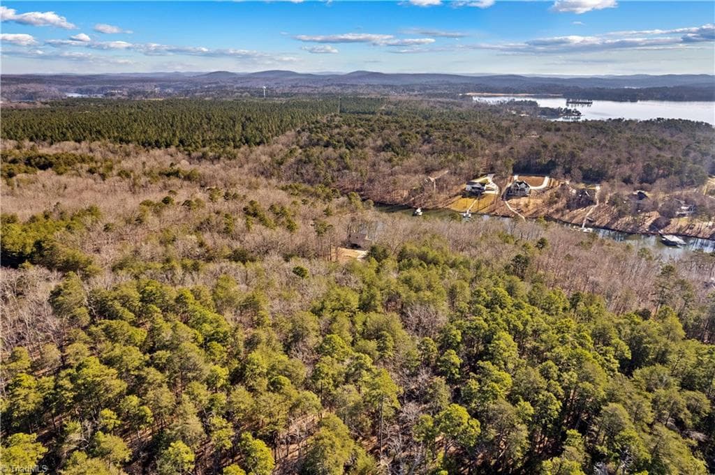 Single Family Residence at 642 Whisper Lake Drive, New London NC 28127, photo 7 of 22