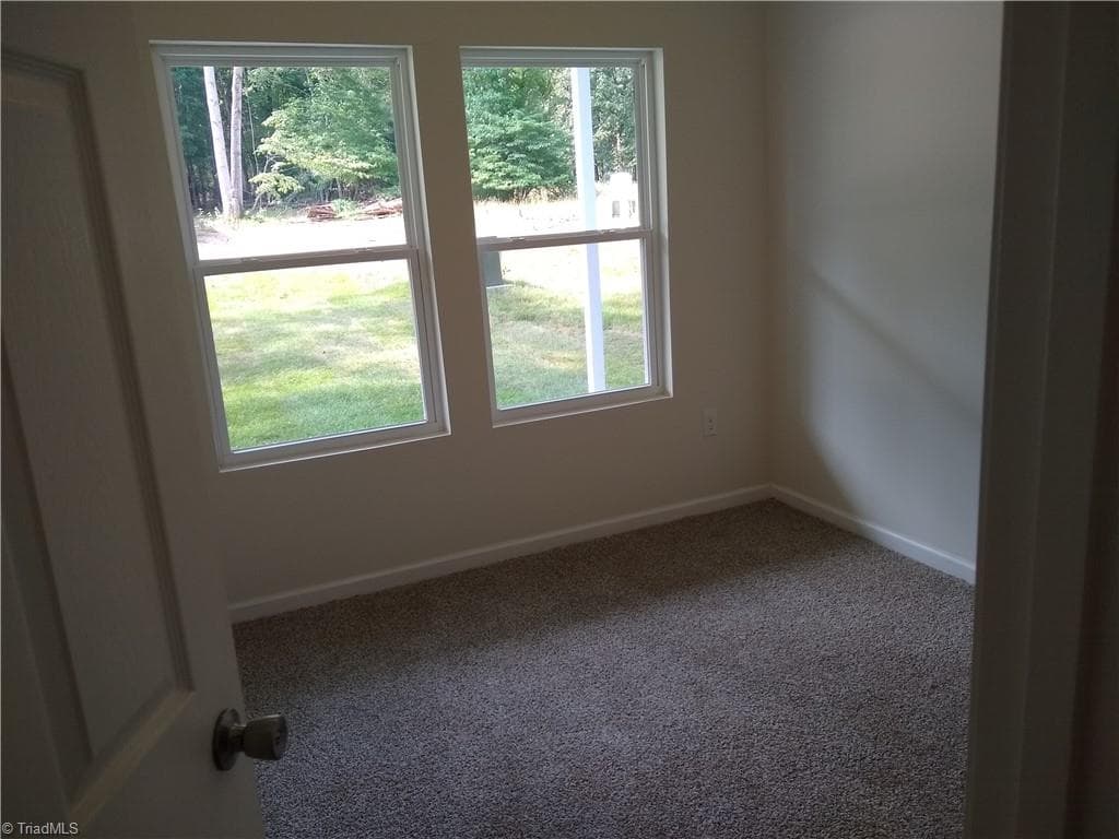 Stick/Site Built at 741 Meadowgreen Village Drive, Eden NC 27288, photo 6 of 8