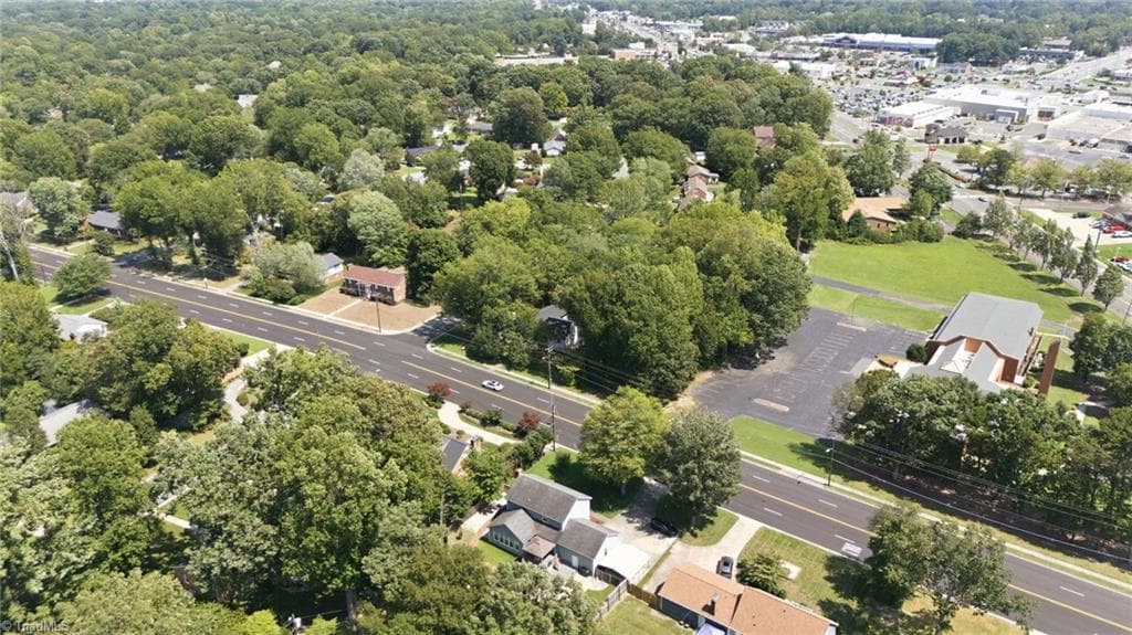 Stick/Site Built at 2804 Edgewood Avenue, Burlington NC 27215-4453, Burlington, photo 43 of 44