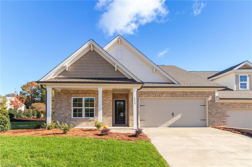 Stick/Site Built at 3619 Townland Circle, Clemmons NC 27012, photo 2 of 22