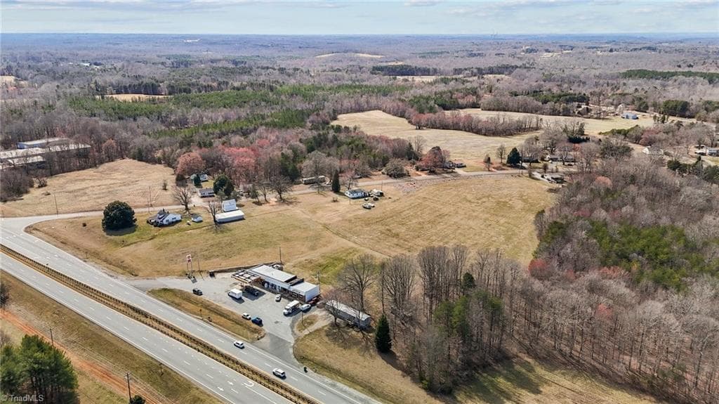 Remarks at 3656 US Highway 220, Madison NC 27025, photo 22 of 30
