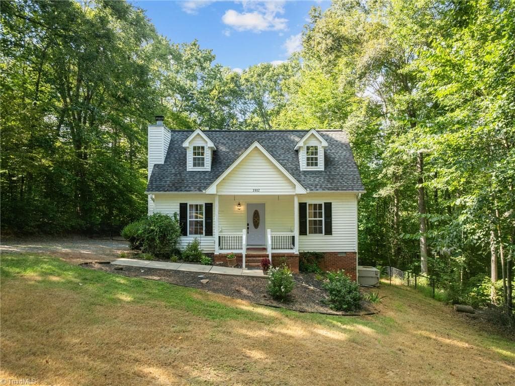 Stick/Site Built at 3902 Chucks Court, Burlington NC 27215, Burlington, photo 6 of 40