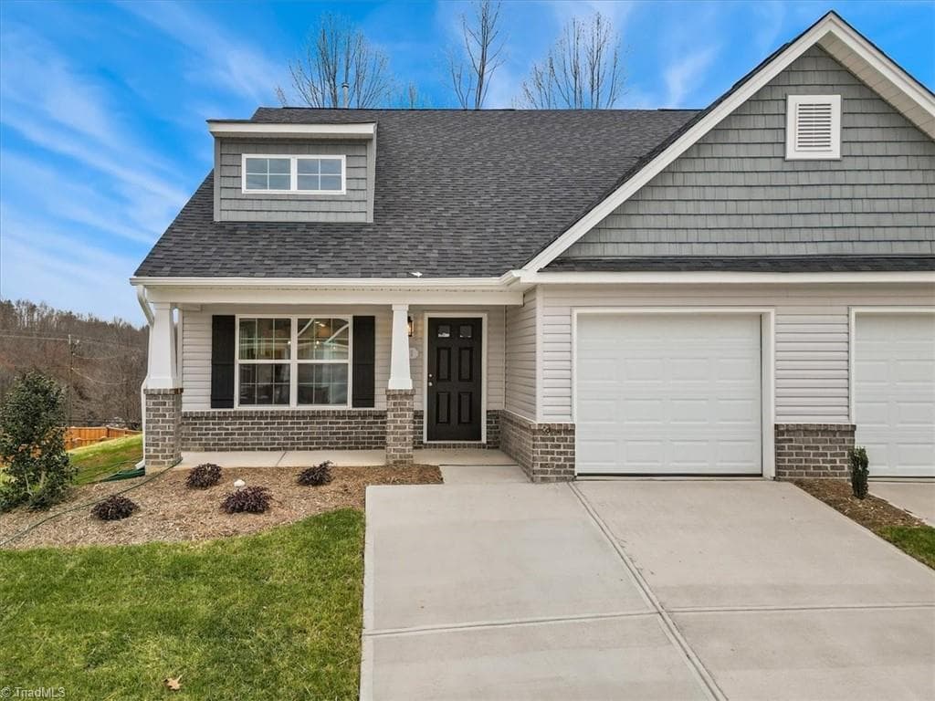 121 Park Ridge Drive, Elkin NC 28621
