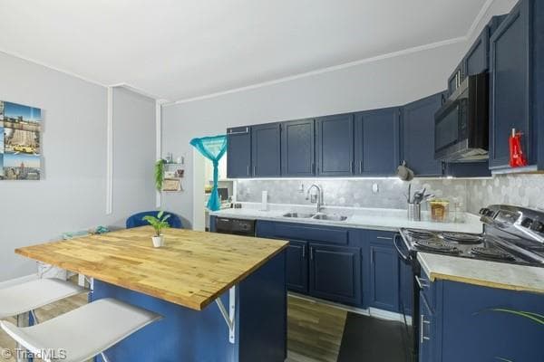Triplex at 815 Milton Street, Greensboro NC 27403, photo 5 of 43