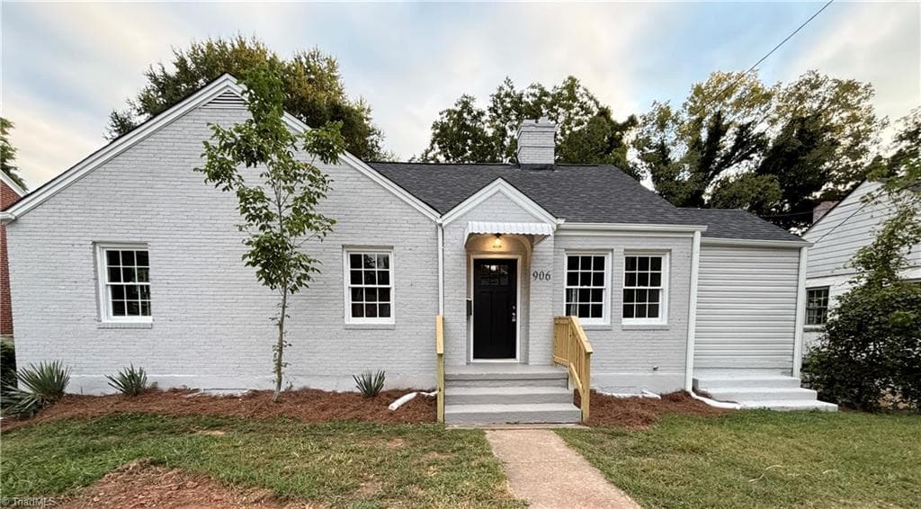 906 Spruce Street, Martinsville VA 24112