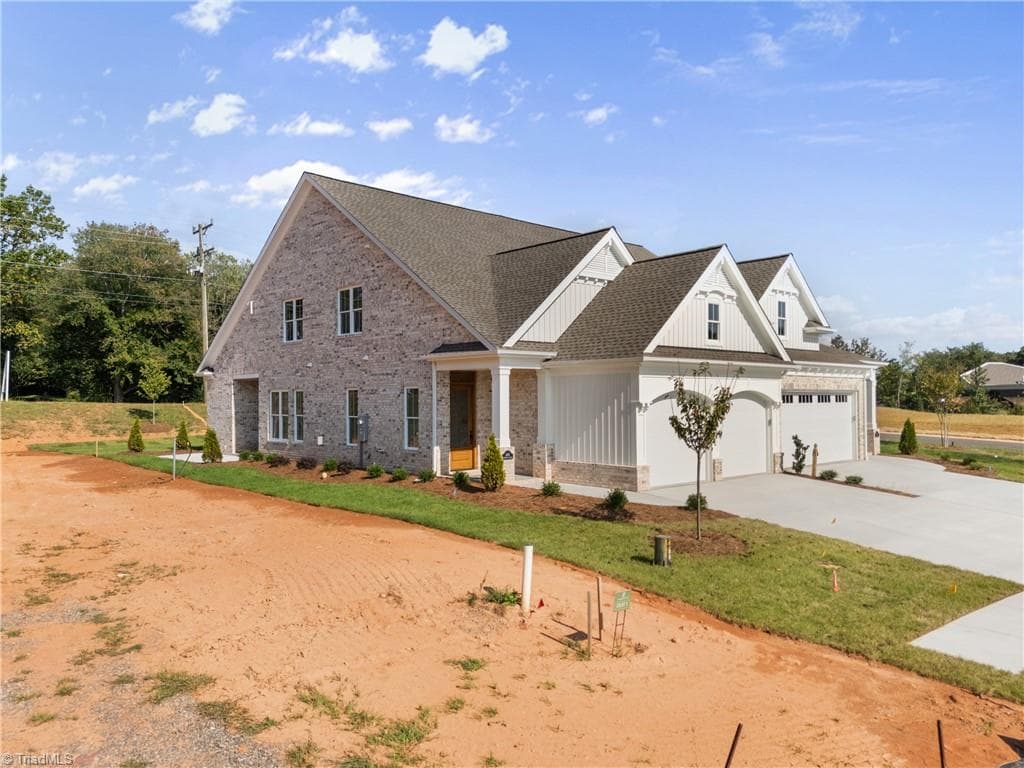 1414 Longwood Village Court, Lewisville NC 27023