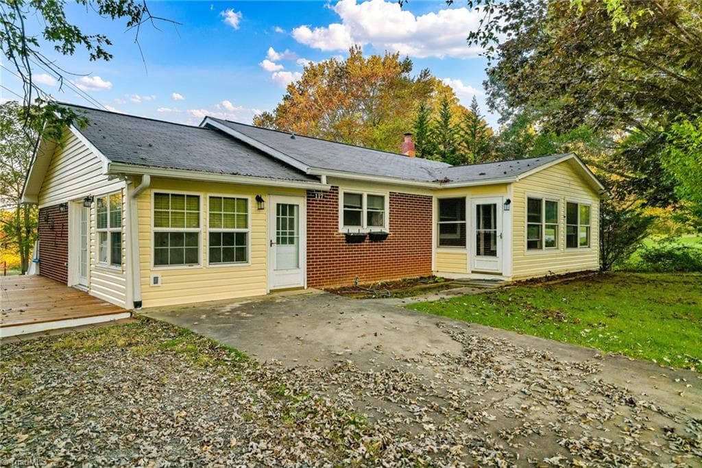 117 Andrews Ridge Road, Sparta NC 28675