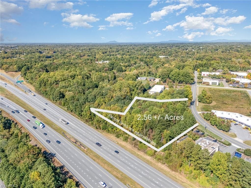 1470 Westbrook Plaza Drive, Winston-Salem NC 27103