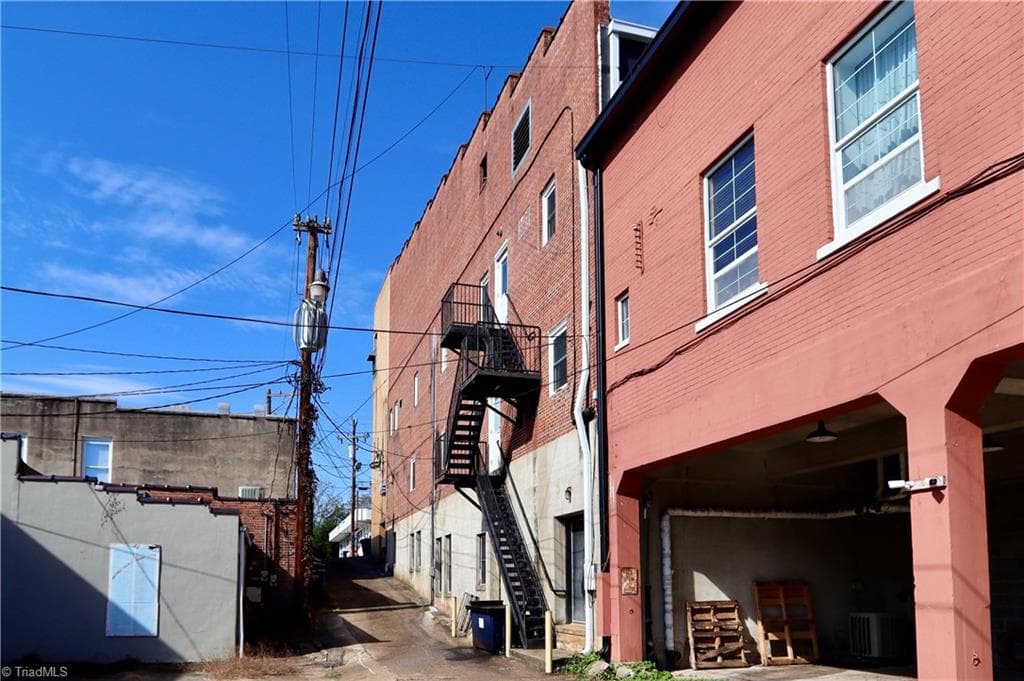 Office at 112 Church Street, Elkin NC 28621, Elkin, photo 3 of 22