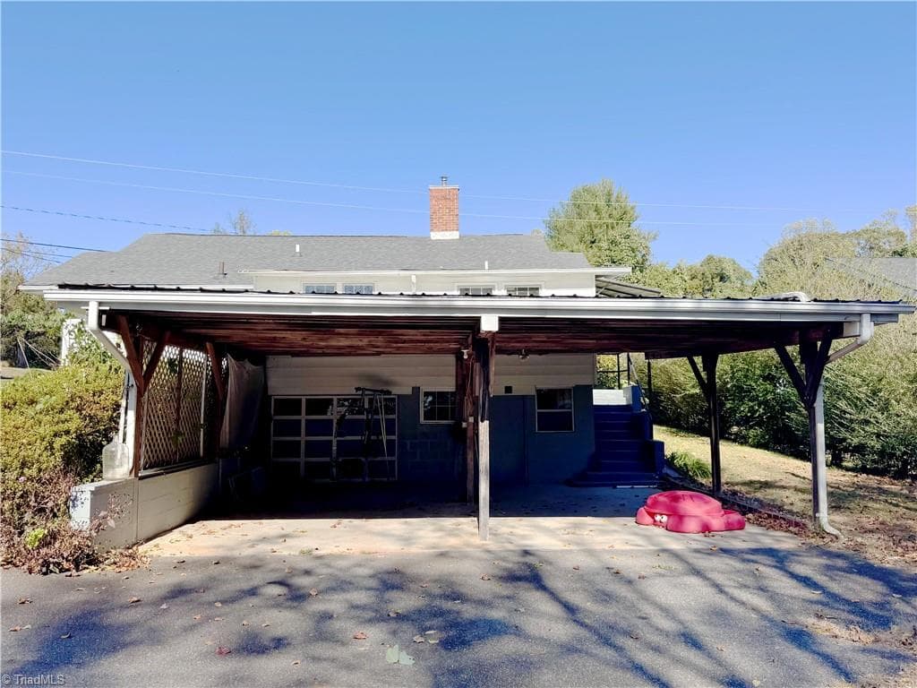 Stick/Site Built at 531 Elk Spur Street, Elkin NC 28621, photo 18 of 20