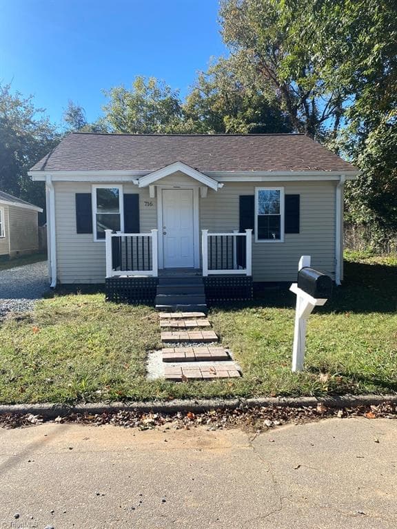 Stick/Site Built at 716 Watson Street, Reidsville NC 27320, photo 2 of 22