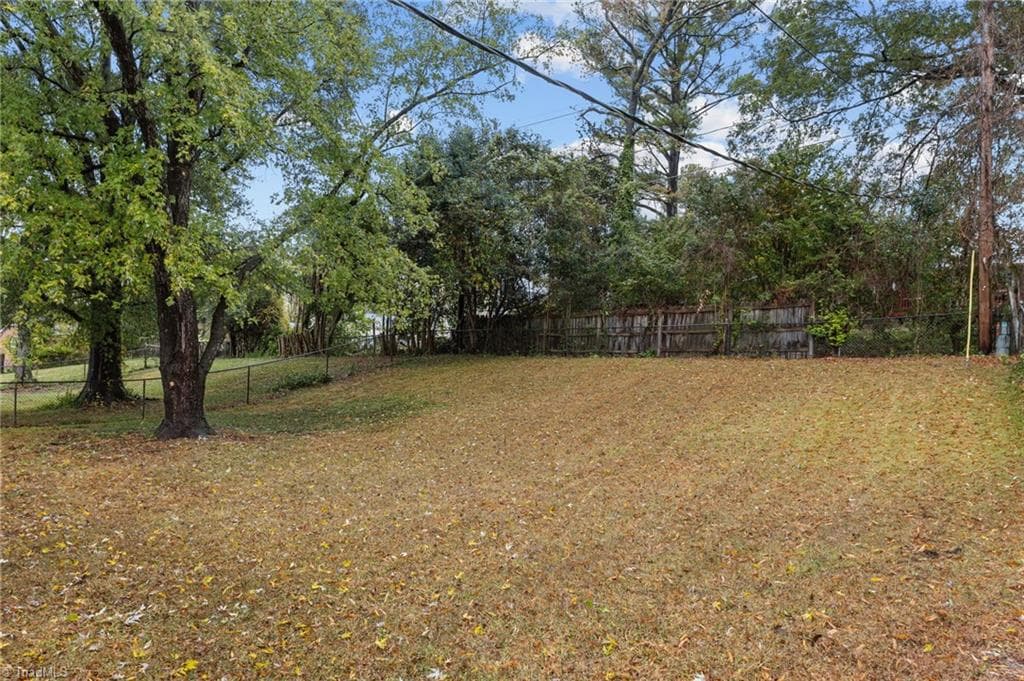 Stick/Site Built at 2407 Four Seasons Boulevard, Greensboro NC 27407, photo 36 of 37