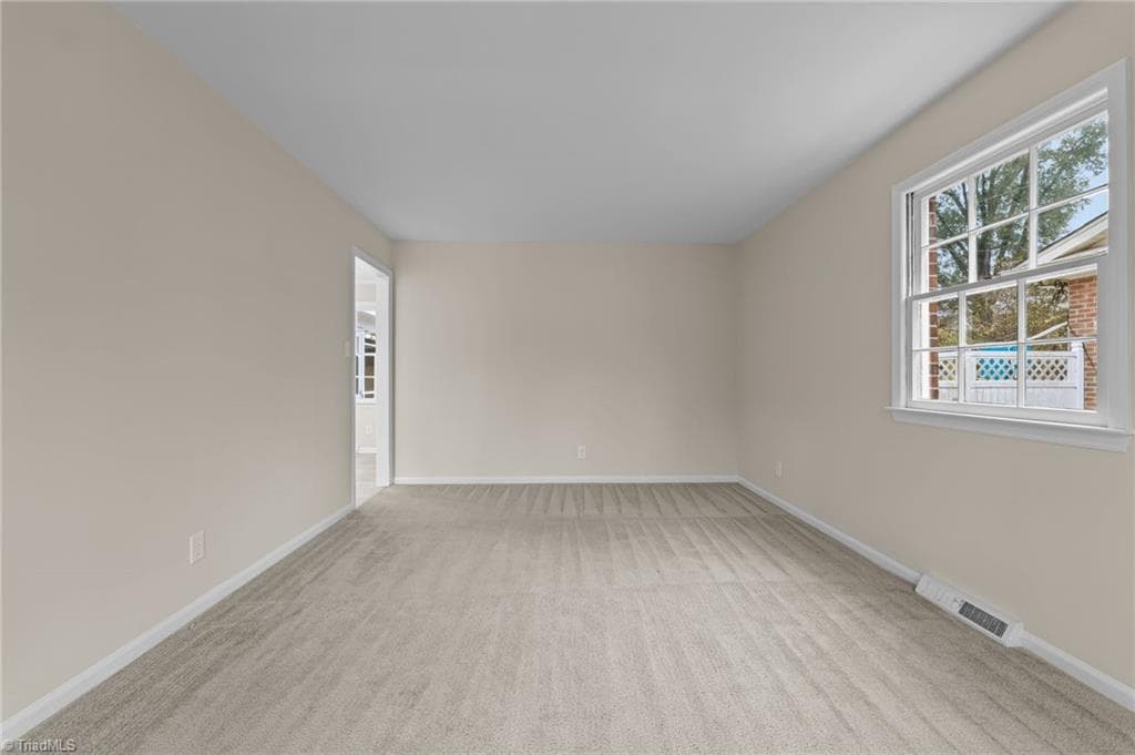 Stick/Site Built at 2407 Four Seasons Boulevard, Greensboro NC 27407, photo 4 of 37