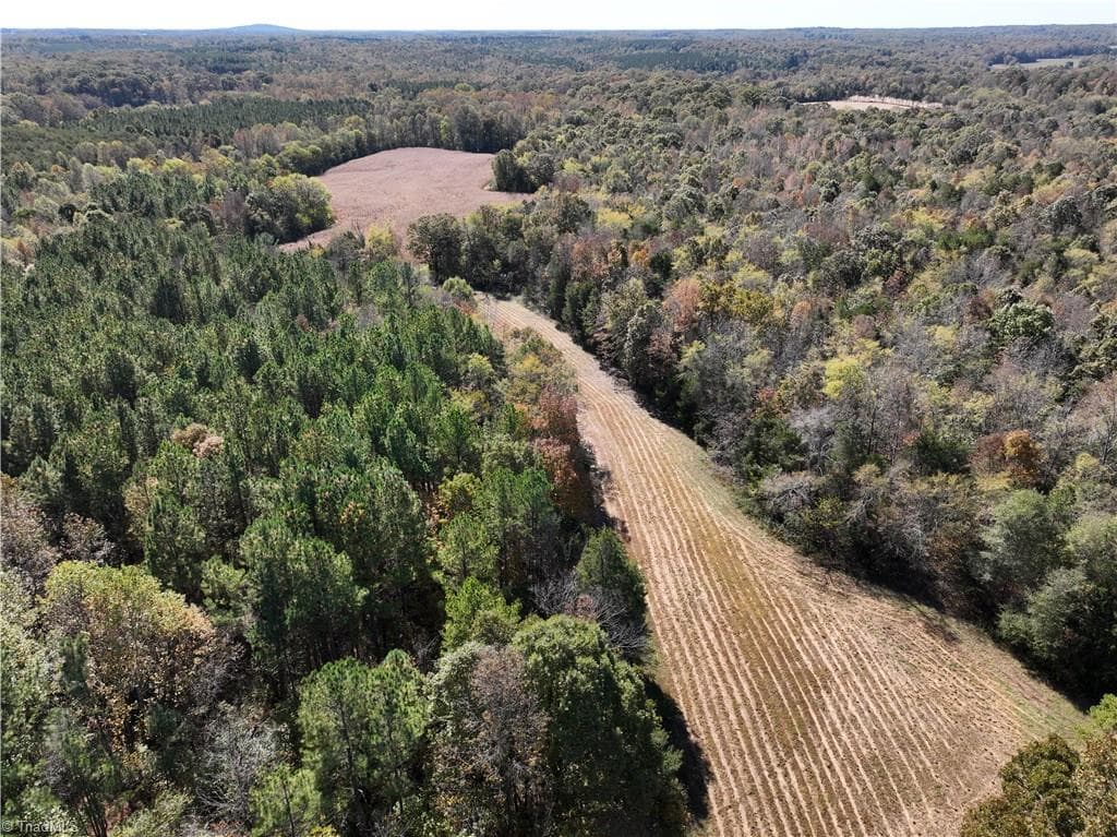 460 Mr Henry Road, Mocksville NC 27028