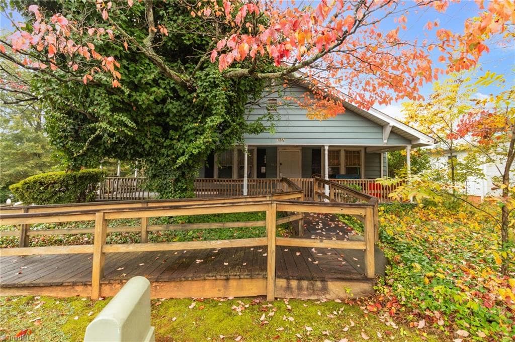 3842 Country Club Road, Winston-Salem NC 27104