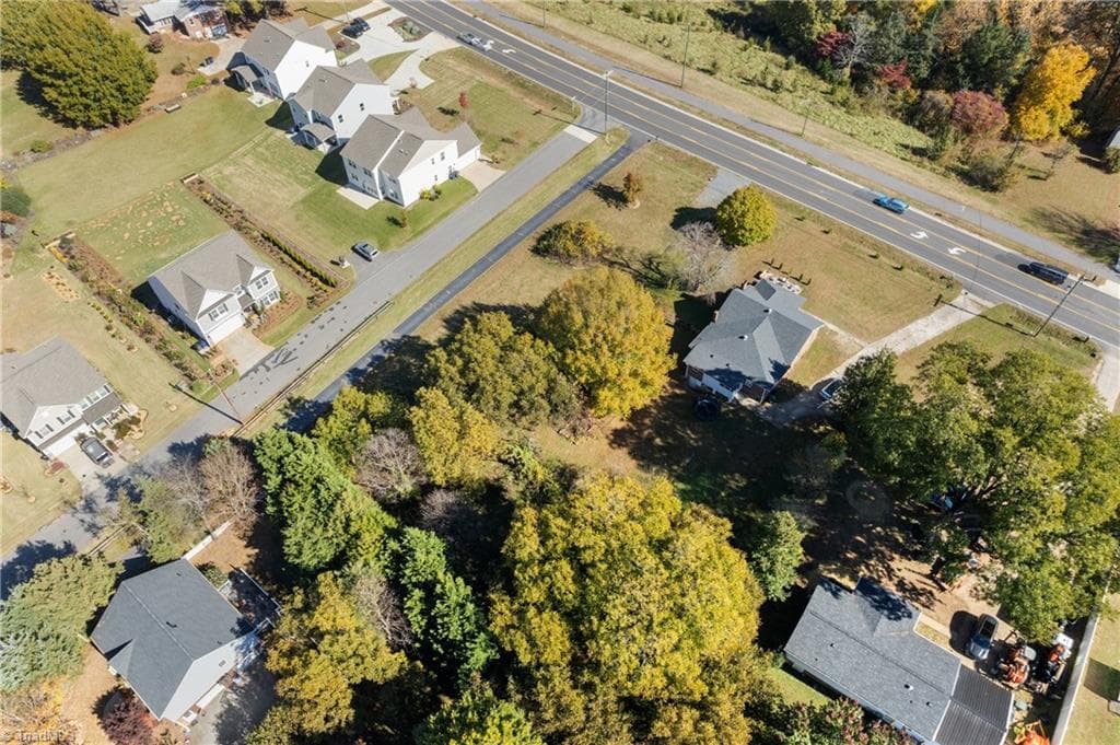 Single Family Residence at 610 Meadowlark Drive, Winston-Salem NC 27106, Winston-Salem, photo 23 of 24