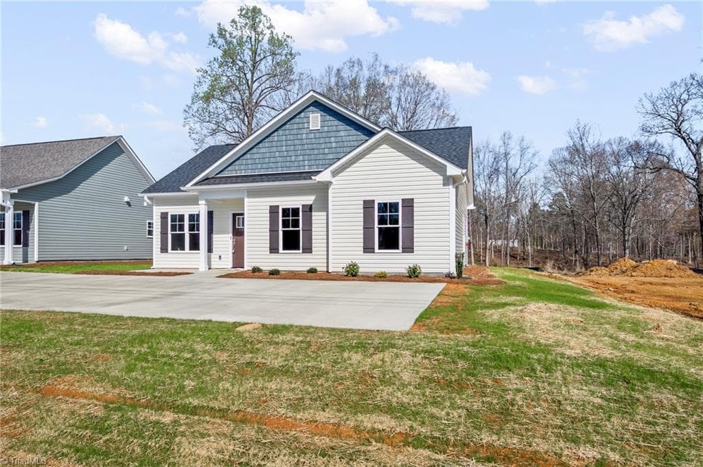 Stick/Site Built at 1380 Piedmont Drive, Lexington NC 27295, Lexington, photo 3 of 28