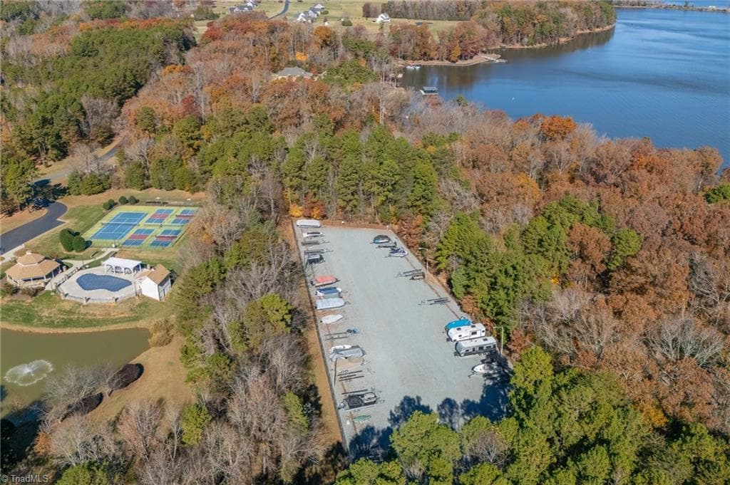 Single Family Residence at 900 Starboard Reach, Lexington NC 27292, photo 3 of 19