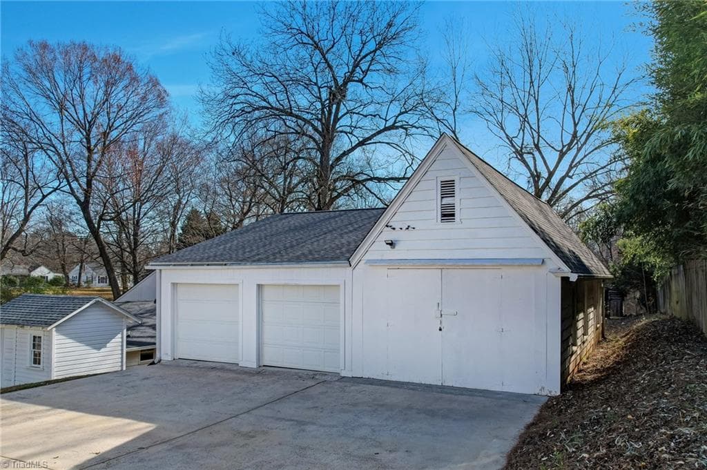 Stick/Site Built at 263 Main Street W, Yanceyville NC 27379, photo 36 of 50
