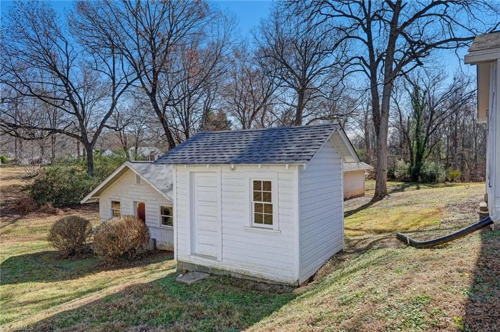 Stick/Site Built at 263 Main Street W, Yanceyville NC 27379, photo 35 of 50