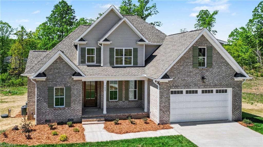 Stick/Site Built at 7609 Sir William Drive, Kernersville NC 27284, photo 5 of 36
