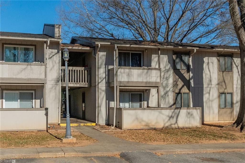 2240 Sunderland Road # 65N, Winston-Salem NC 27103