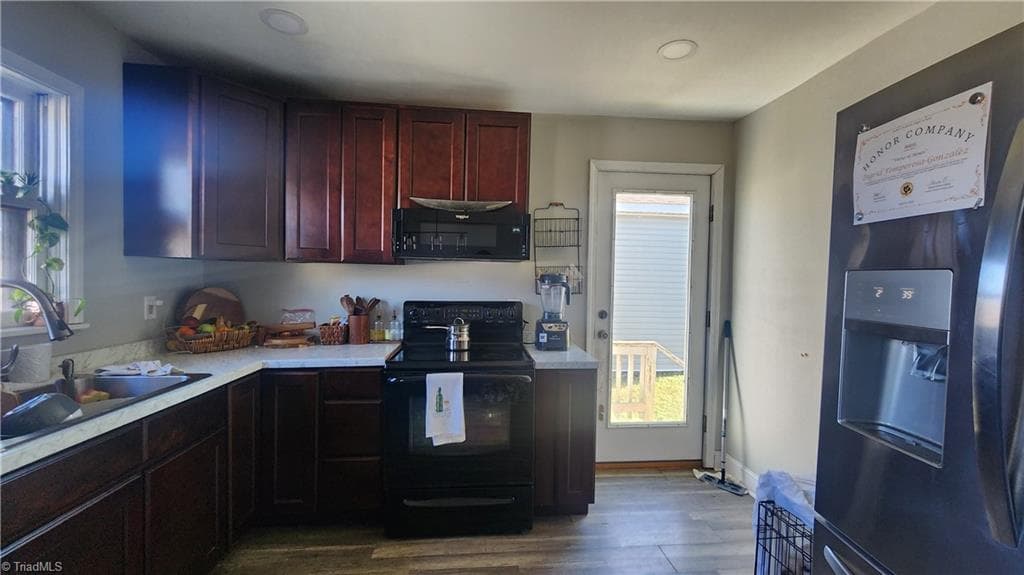 Stick/Site Built at 1210 22nd Street, Winston-Salem NC 27105, Winston-Salem, photo 4 of 13
