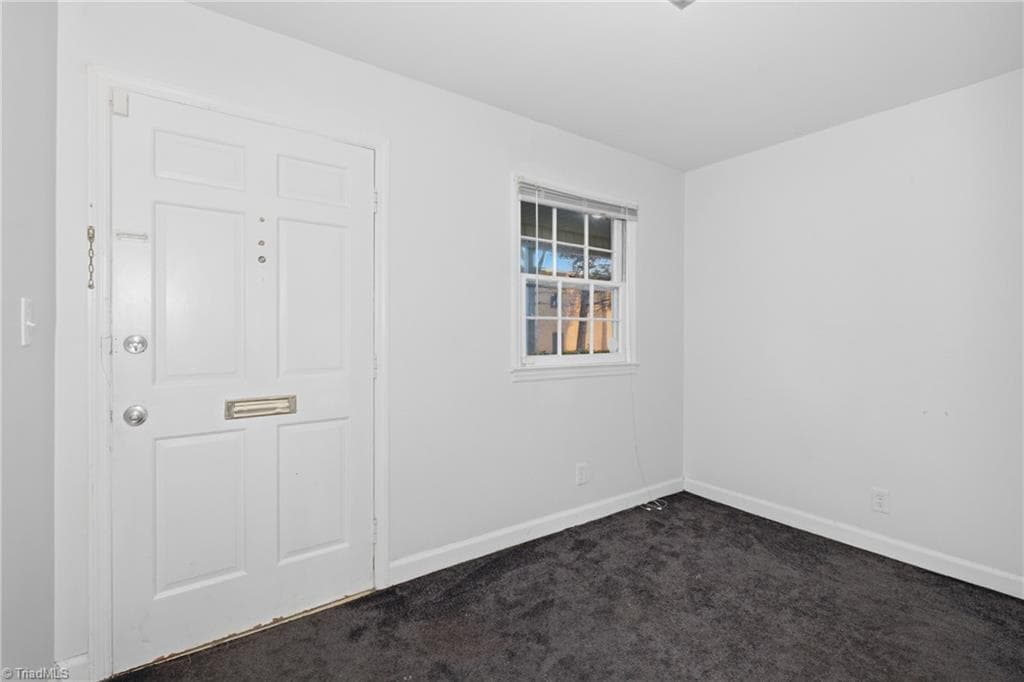 Condominium at 2810 Carriage Drive # D, Winston-Salem NC 27106, Winston-Salem, photo 3 of 50