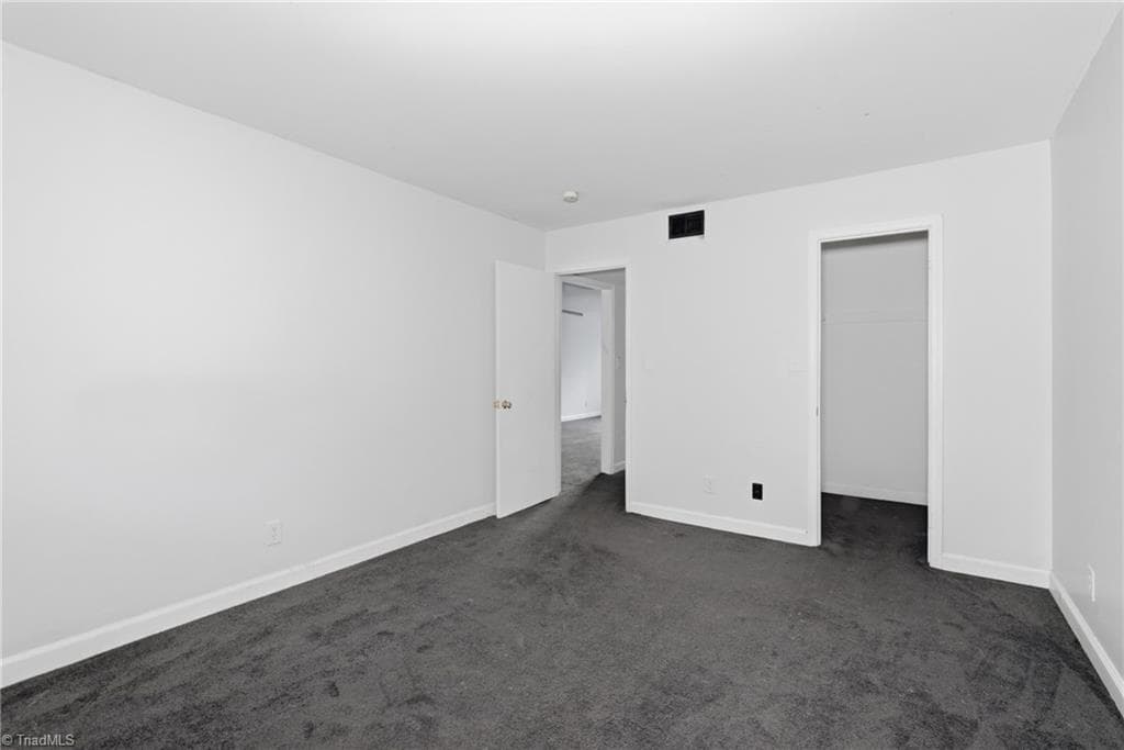 Condominium at 2810 Carriage Drive # D, Winston-Salem NC 27106, Winston-Salem, photo 10 of 50