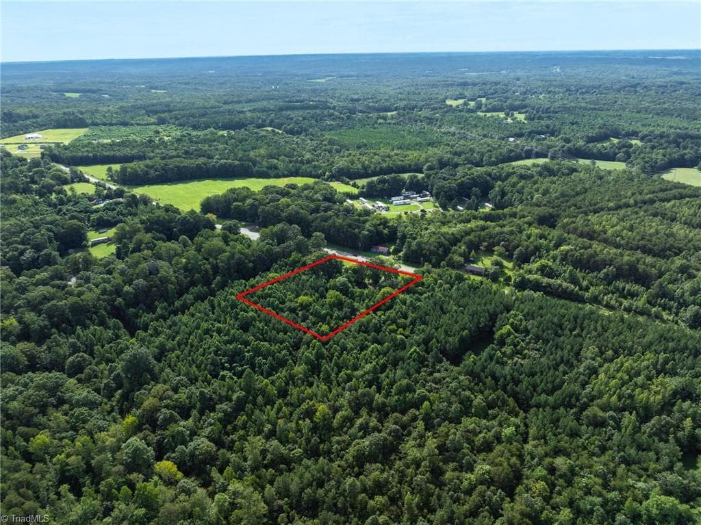 Stick/Site Built at 5261 NC Highway 135, Stoneville NC 27048, Stoneville, photo 37 of 38