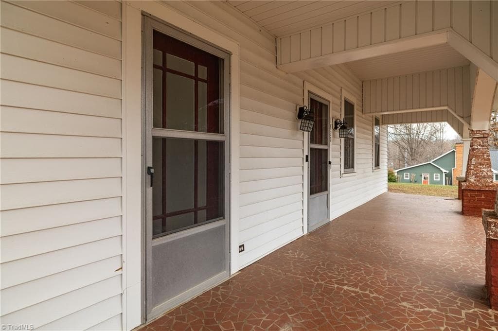 Stick/Site Built at 1820 South Park Drive, Reidsville NC 27320, photo 6 of 38