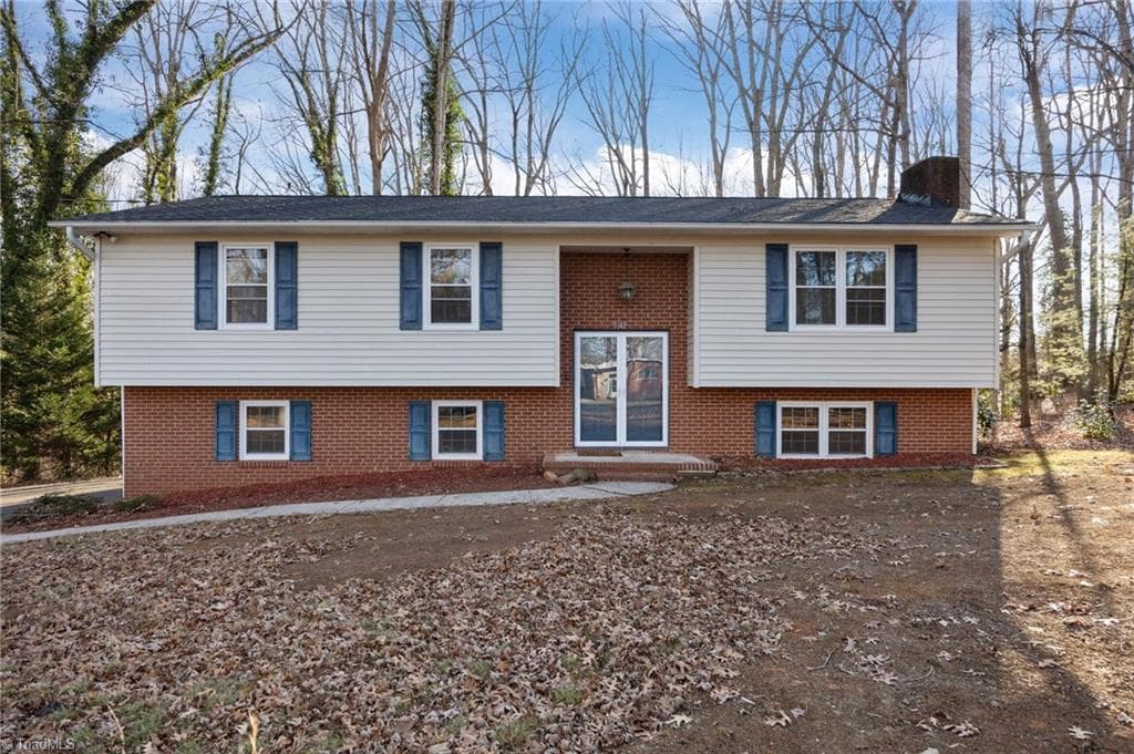 Stick/Site Built at 3742 Crosland Road, Winston-Salem NC 27106, Winston-Salem, photo 6 of 37