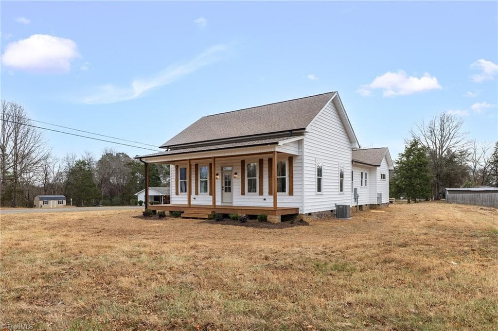 Stick/Site Built at 124 Vaden Road, Reidsville NC 27320, photo 24 of 28