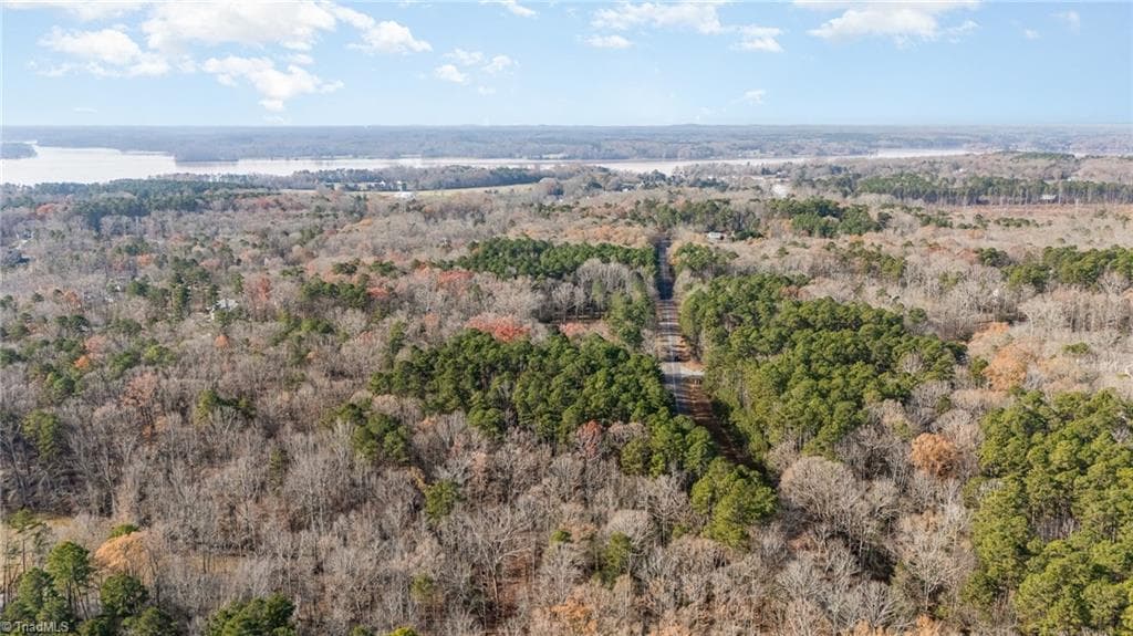 Single Family Residence at 117 Starboard Reach, Lexington NC 27292, Lexington, photo 7 of 14