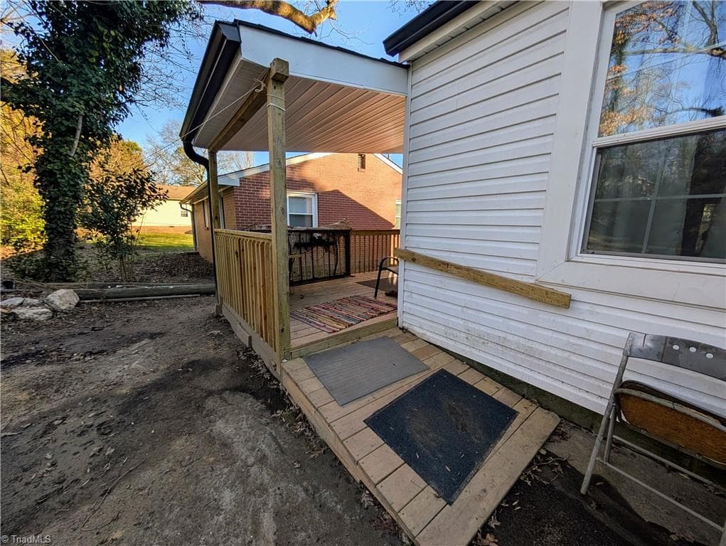 Stick/Site Built at 1407 NE 22nd Street, Winston-Salem NC 27105, Winston-Salem, photo 22 of 27