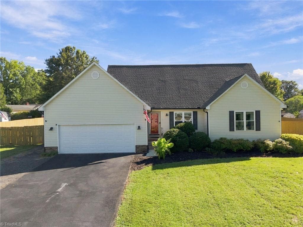 245 Castle Keep Road, Salisbury NC 28146