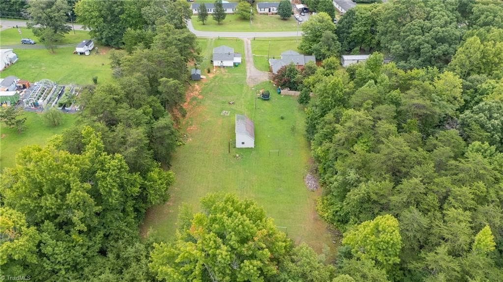 Stick/Site Built at 1920 Ashley Loop, Reidsville NC 27320, photo 31 of 33